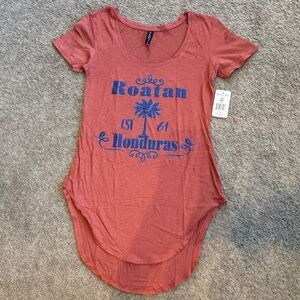 Roatan Honduras Graphic Tee in Red
